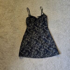 CIDER x-small green and black paisley dress